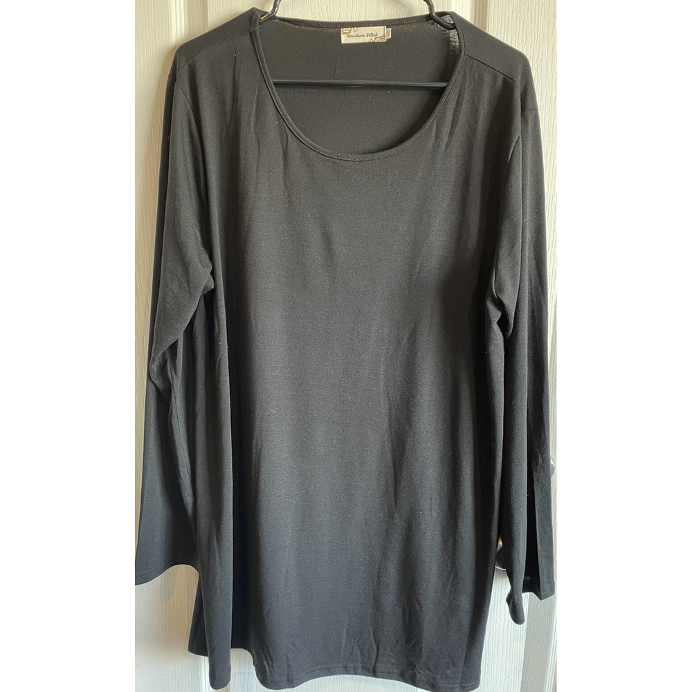 Black Southern Stitch Long Sleeve Flowing top with Long Sleeve Size 2XL